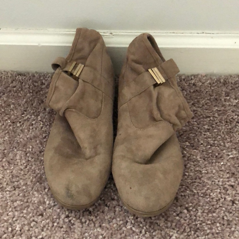 Cute suede booties from Francesca’s!
